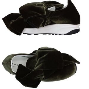 Joshua Green Velvet Bow sneaker.